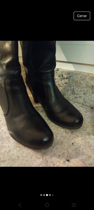Botas altas negras