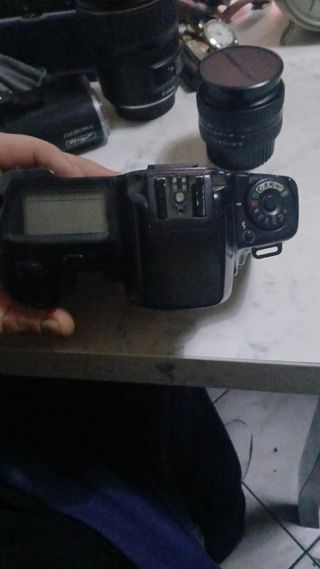 CANON EOS 10