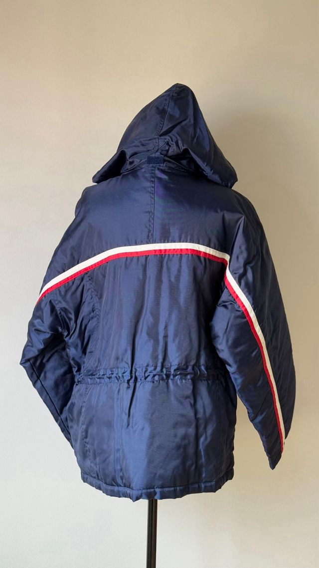 Chaqueta unisex FILA. Ideal para la nieve