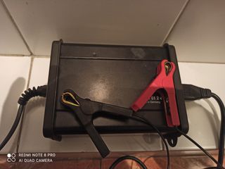 Cargador batería de BMW.