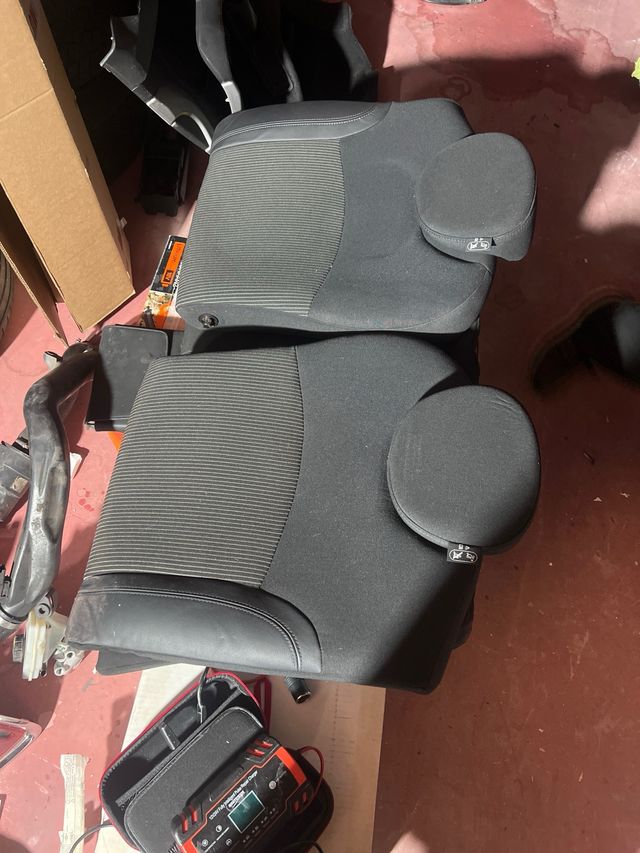 Asientos traseros Mini R56