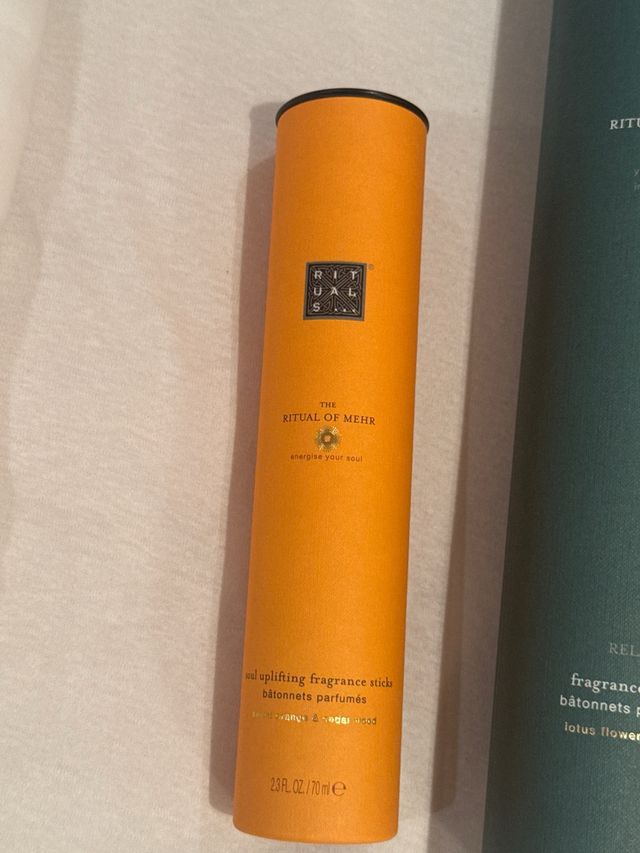 3 cajas  de Rituals de ambientadores y bolsa papel