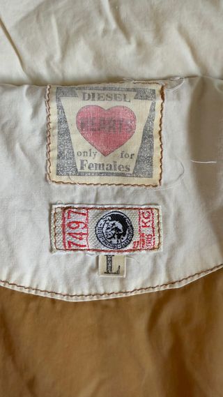 Chaqueta acolchada de DIESEL. Color beige talla L