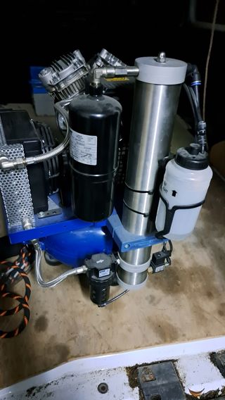 Compresor aire profesional Bamby VT75D.  8kg
