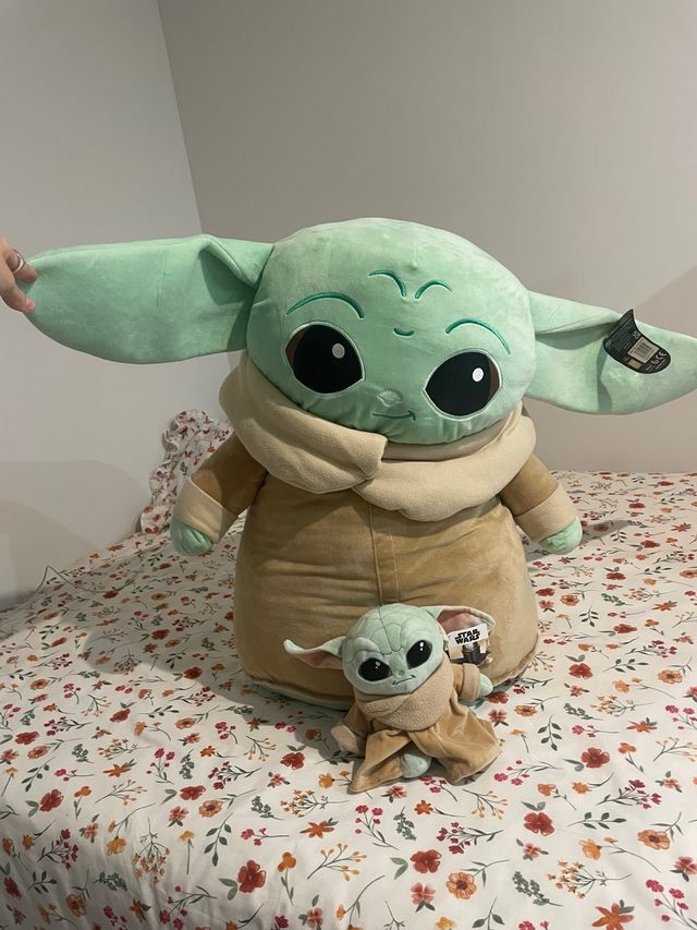 Peluche Baby Yoda gigante disney