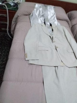 Traje de padrino o de novio