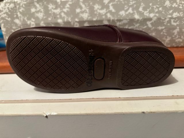 Zapato niña marron sin estrenar