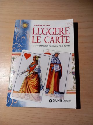 Leggere le carte, madame Esther
