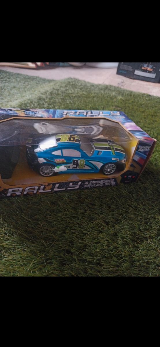 Coche teledirigido para niños