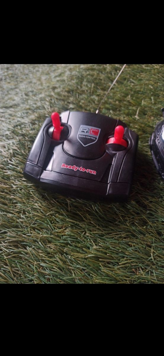 Coche teledirigido para niños