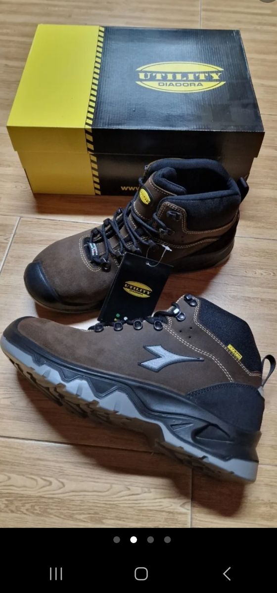 DIADORA, BOTAS DE SEGURIDAD.