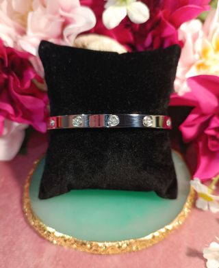 Brazalete de acero inoxidable
