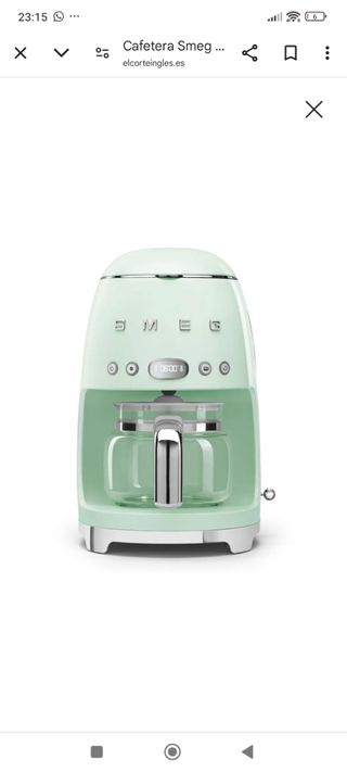 Cafetera de goteo SMEG en su caja