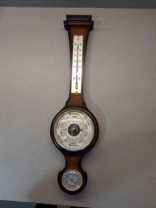 ESTACIÓN METEOROLÓGICA