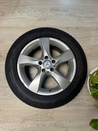 Llanta Mercedes