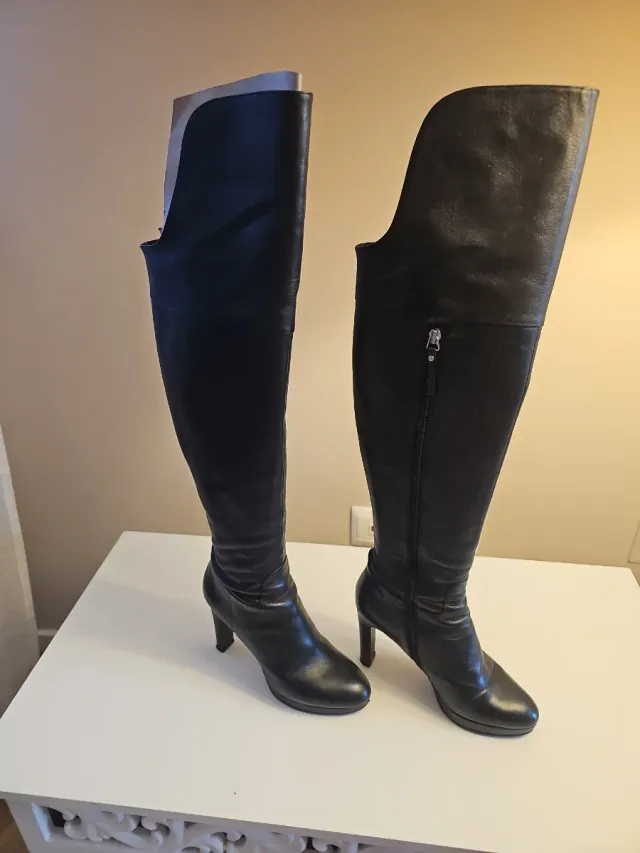 Botas negras tacón alto