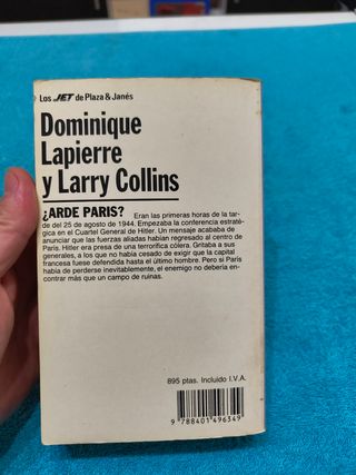 Libro Arde Paris? Lapierre y larry collins