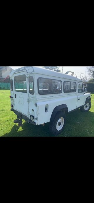 Land Rover Defender 1991