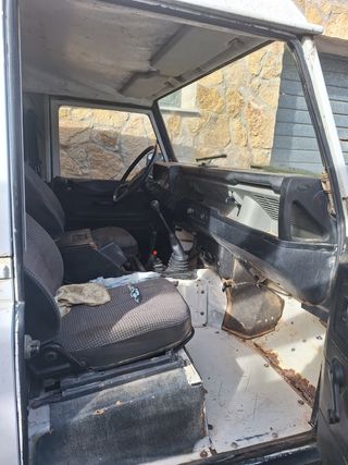 Land Rover Defender 1991