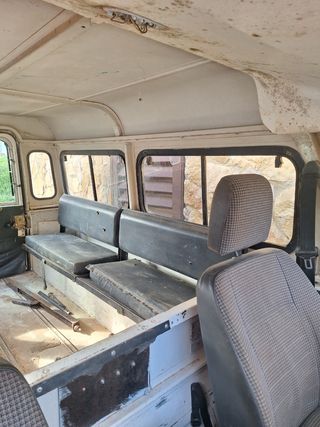 Land Rover Defender 1991