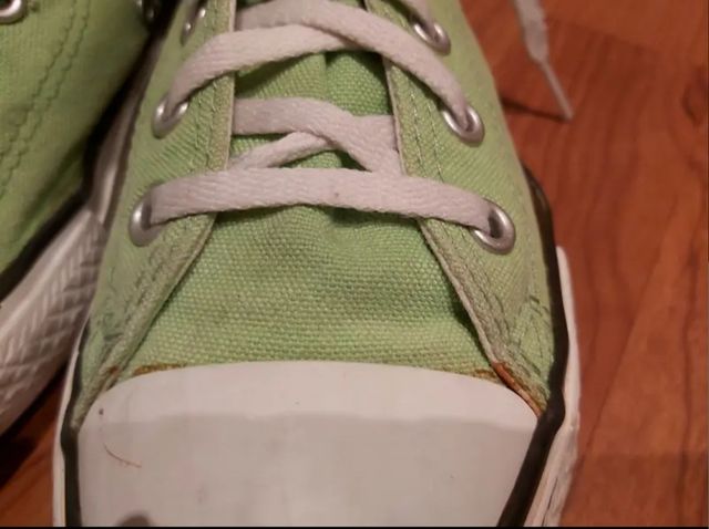 Converse. Zapatillas verdes. Talla 33.5