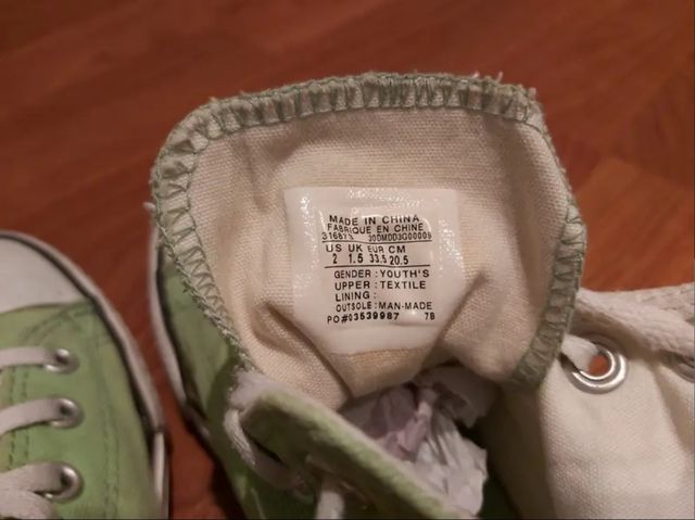 Converse. Zapatillas verdes. Talla 33.5