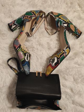 Set scarpe con borsetta abbinata