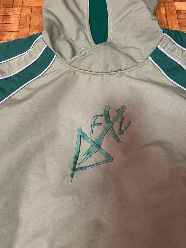 Cazadora vintage UNISEX verde forrada capucha