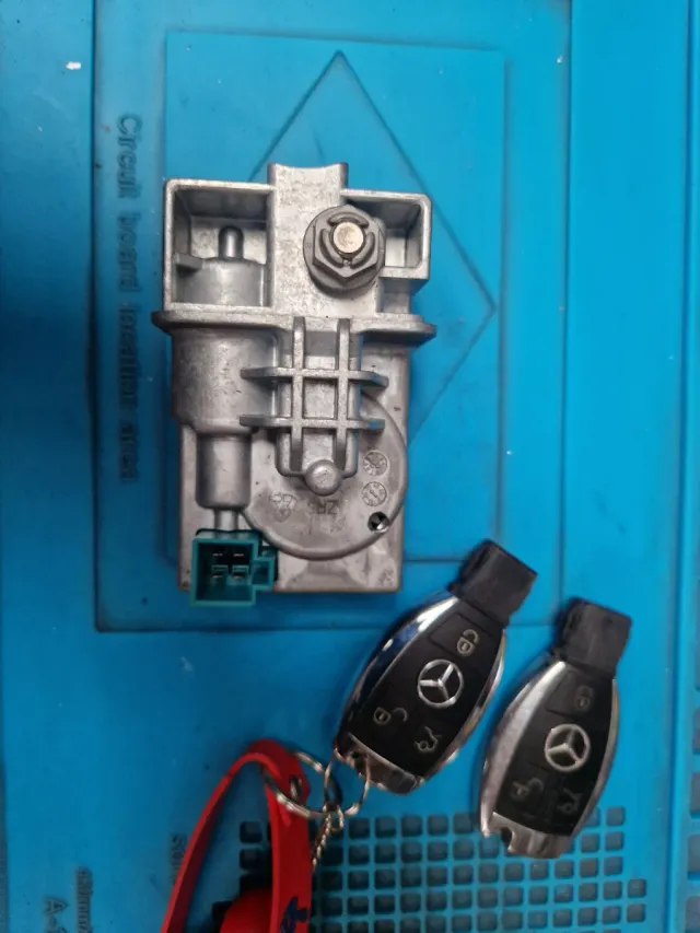 Mercedes no arranca.Problemas en Ezs/Elv/Llaves.