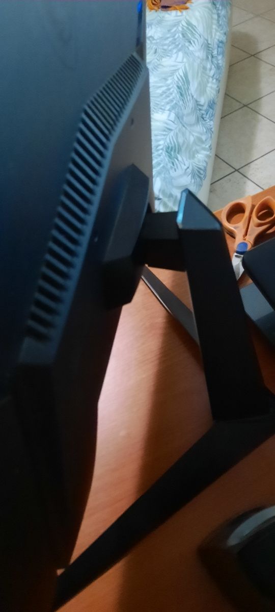 Monitor gaming MSI 24' FHD