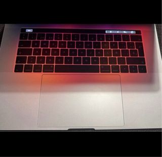 MacBook Pro 15” 2017 Leer descripción
