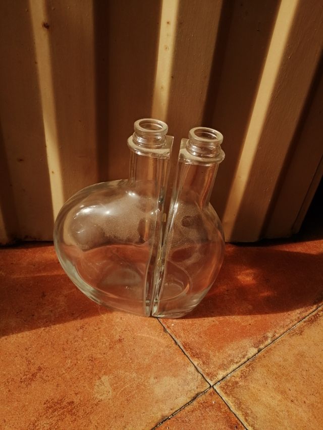 Botellas de licor antiguas