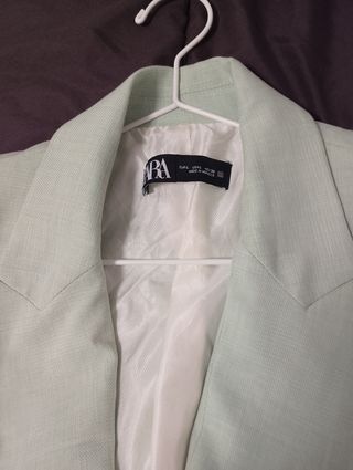 Traje pantalón Zara