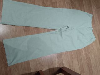 Traje pantalón Zara