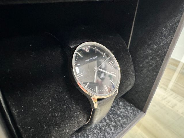 Emporio Armani Reloj analogico hombre AR1600 nuevo