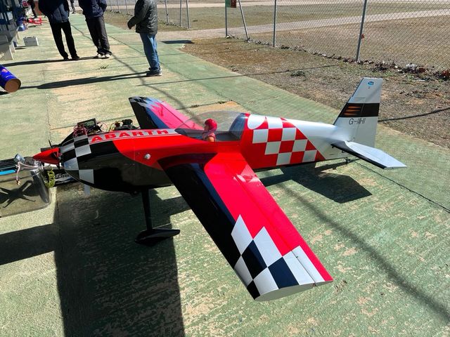 Avion rc completo nuevo 120 cc gasolina 
