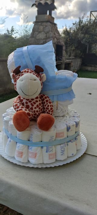 Pastel de pañales personalizados