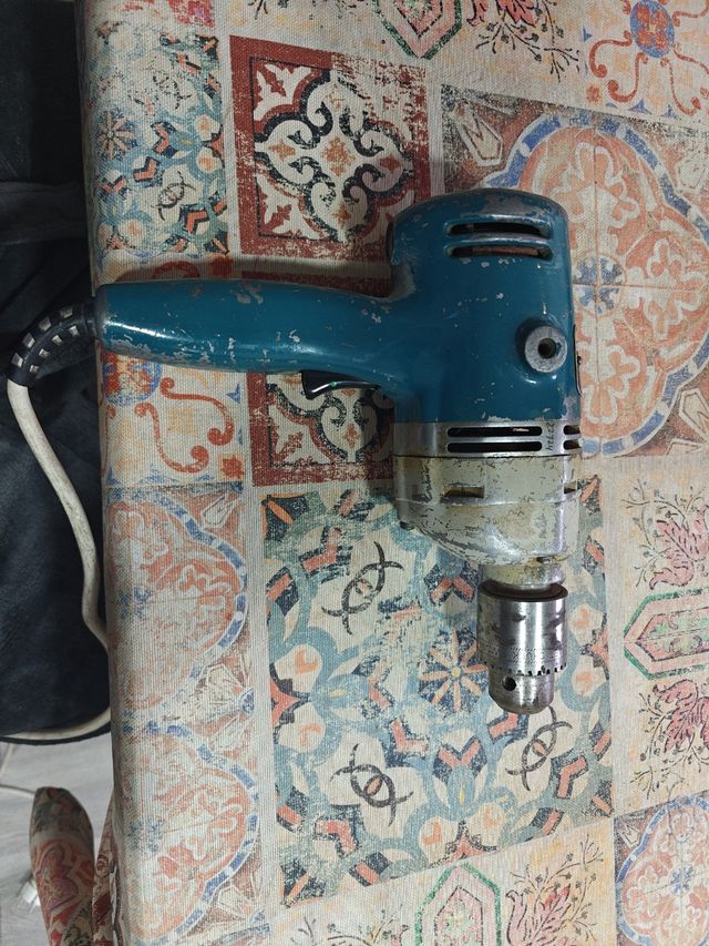 Taladro black decker