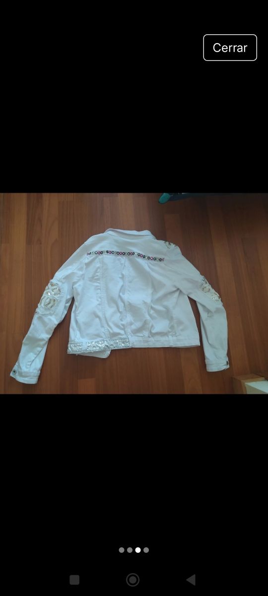 Cazadora vaquera blanca