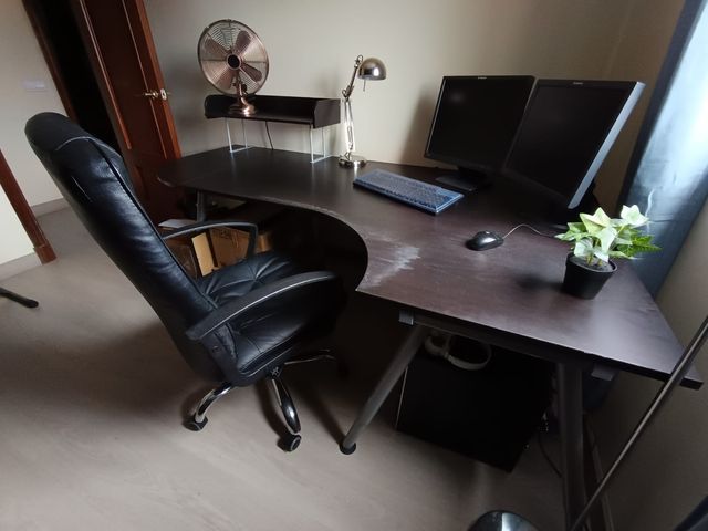 Mesa escritorio Ikea Galant.