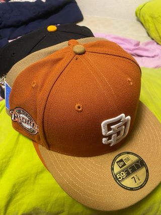 vendo 4 gorras origuinales 