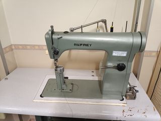 Maquina de coser calzado 