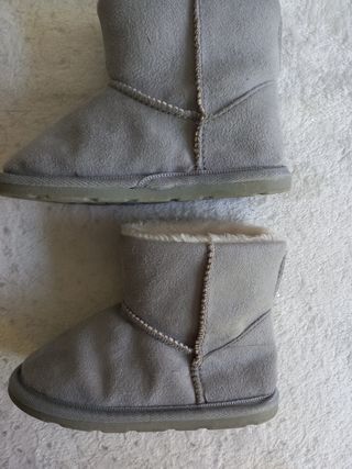 Botas pelito talla 28 en perfecto estado