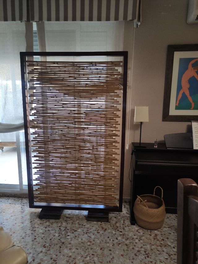 Biombo o parabán de bambú