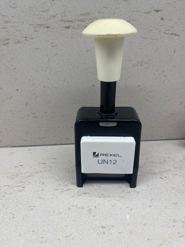 Numeratore Rexel UN12