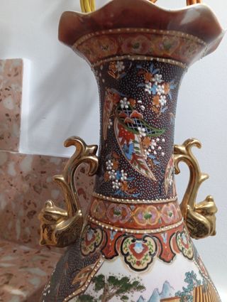 Jarrón Chino grande con asas.