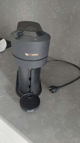 Cafetera Nespresso De'Longhi Vertuo Next -Capsulas