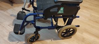 Silla de ruedas en muy buen estado