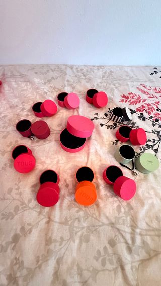 Cajas TOUS y PANDORA