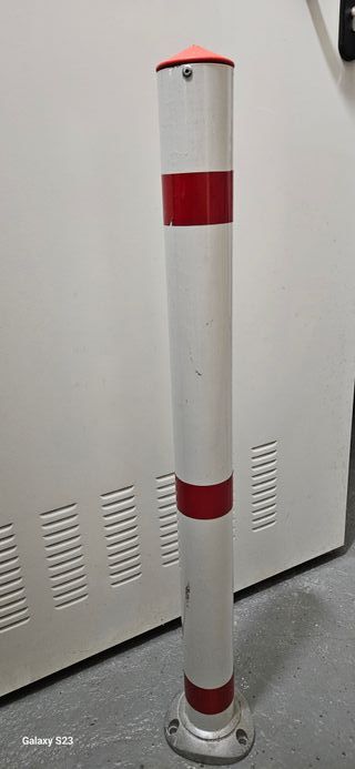 Poste barrera 